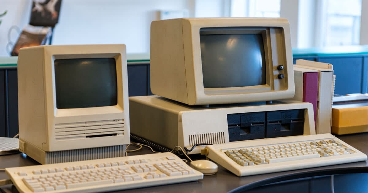 Hash With Indifferent Access vs Ruby Hash