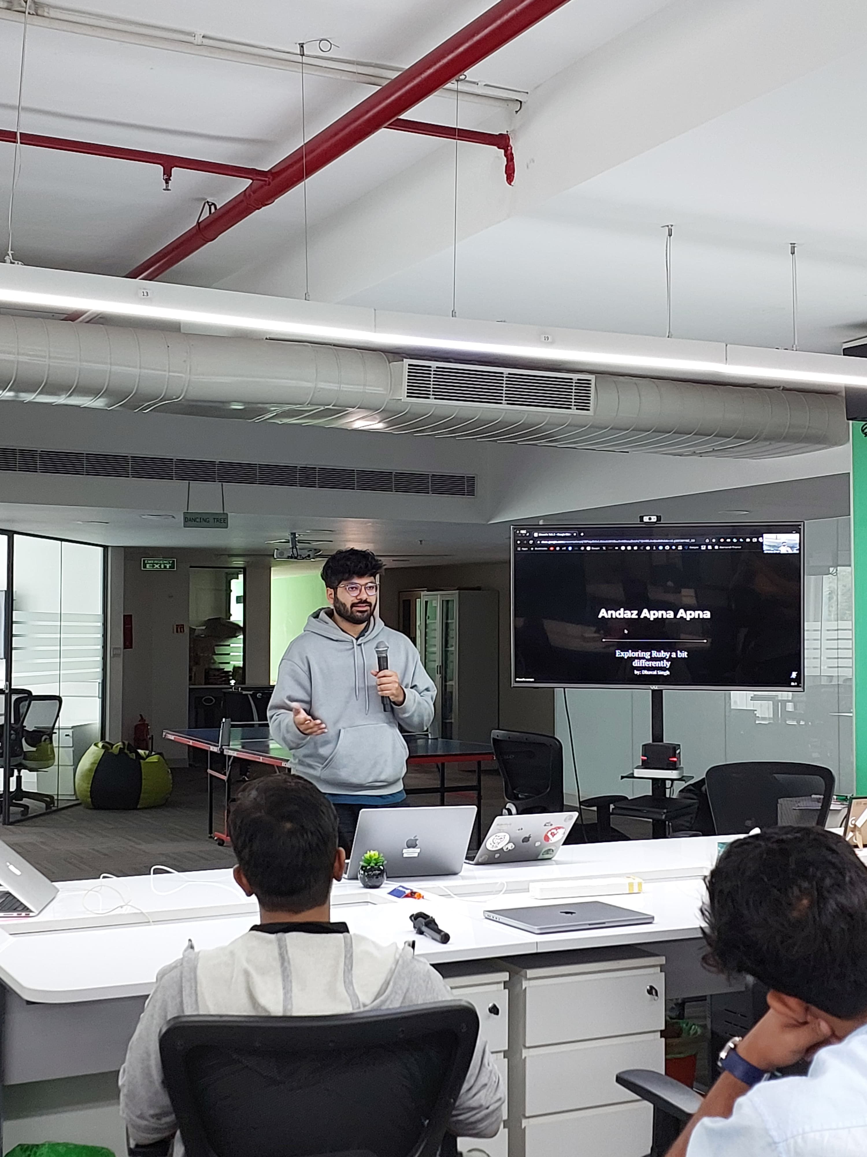 Talk: Andaz Apna Apna